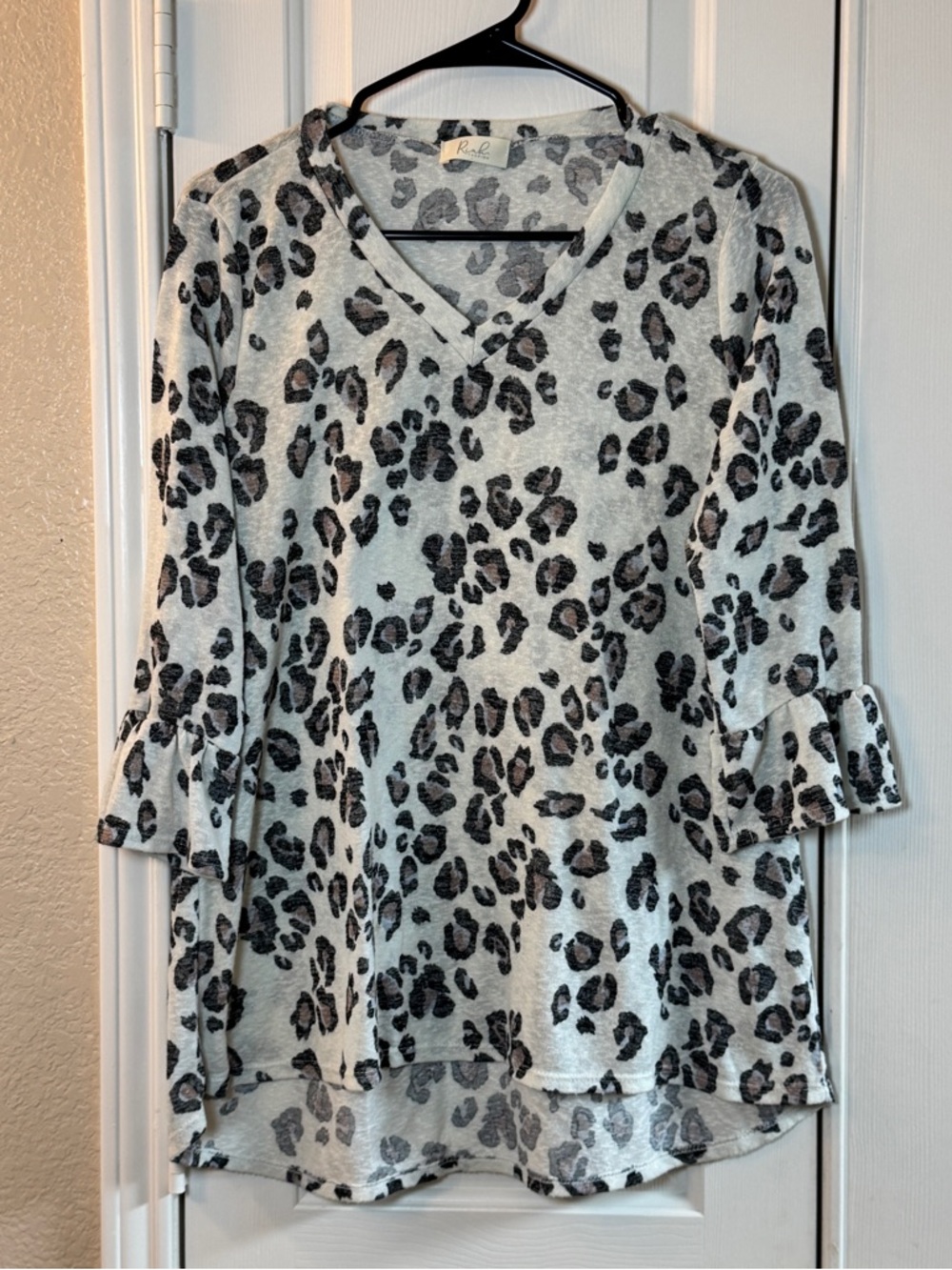 White‎ Lightweight Leopard Riah Fashion 3/4 Ruffle Sleeve Womens Size L High Low